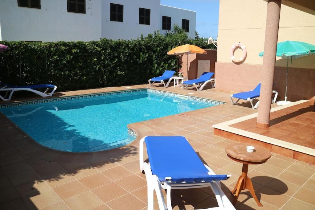 Spectacular Villa With Swimmingpool In Cala Blanca Κάλα Μπλάνκα Εξωτερικό φωτογραφία